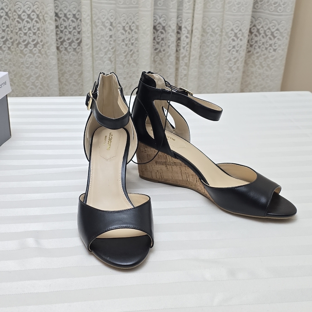 NEW Liz Claiborne Black Wedge Heel Sandals 11 Wedges Ankle Buckle Back Zip Shoes - Picture 12 of 12